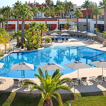 Hotel Vitors Village 4*