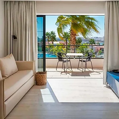 Vitors Village 4*