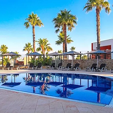 Hotel Vitors Village